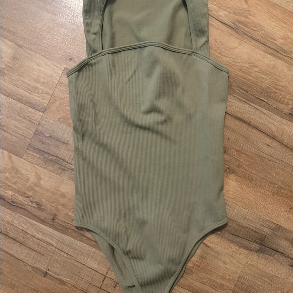 OQQ Olive Bodysuit